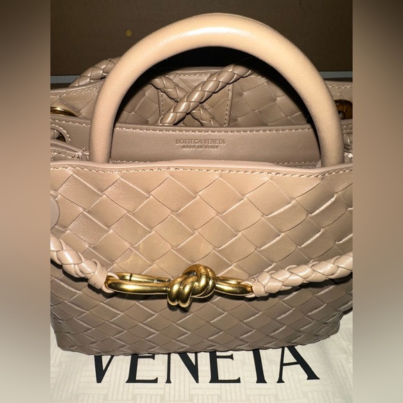 Bottega Veneta small Andiamo Pinecone/Brass - Picture 15 of 15